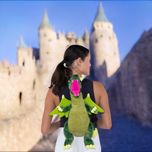 Dragon backpack - furry and soft NWT - Picture 6 of 6